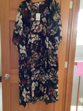 Walter Baker coverup retail $198 NWT